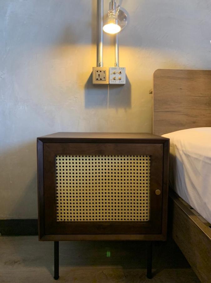 The Retro Tai-Pan Hotel Tajnan Kültér fotó